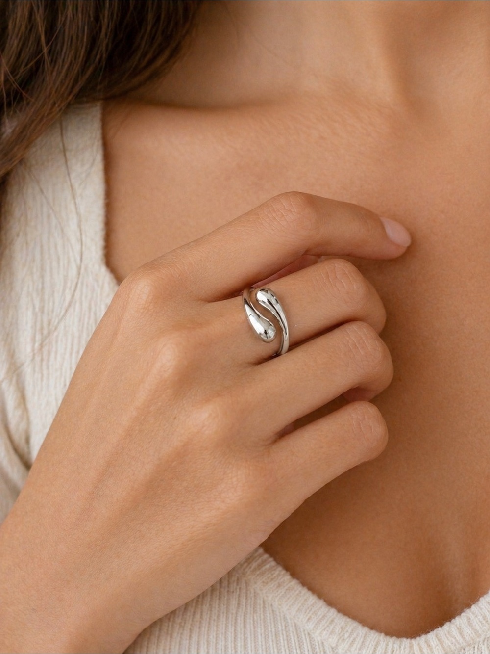 Sterling Silver Sculpted Open Band Ring - Elegant Silver Finish